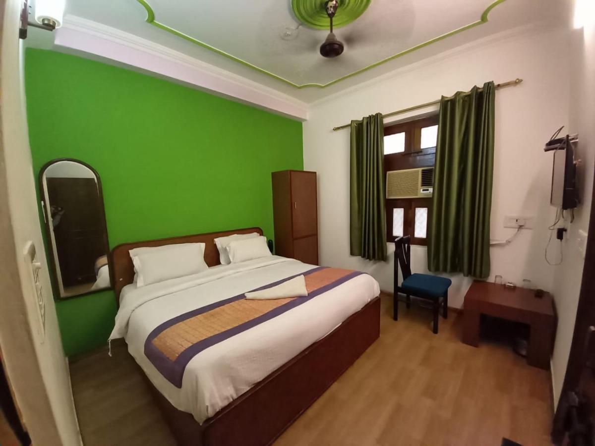 Hotel Shri Ram Új-Delhi Kültér fotó