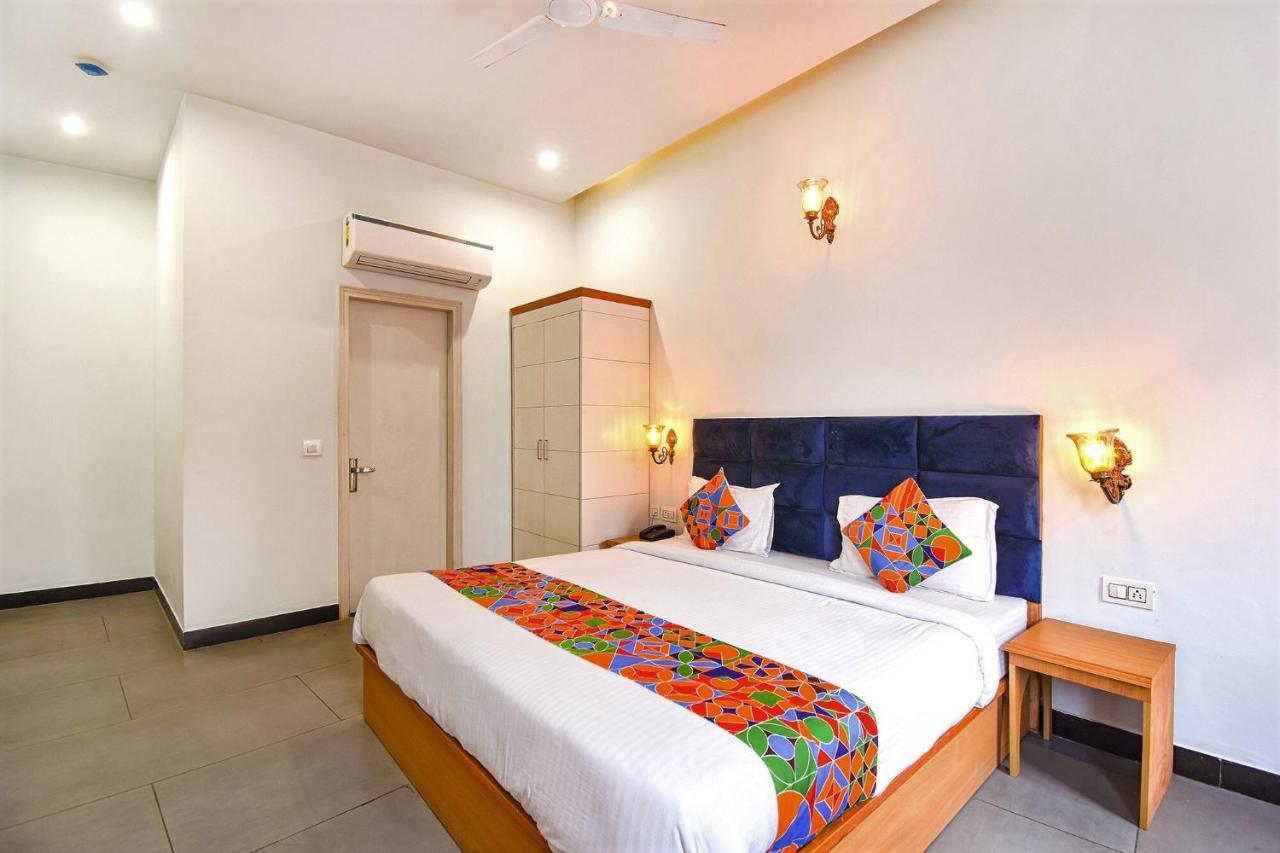 Hotel Shri Ram Új-Delhi Kültér fotó