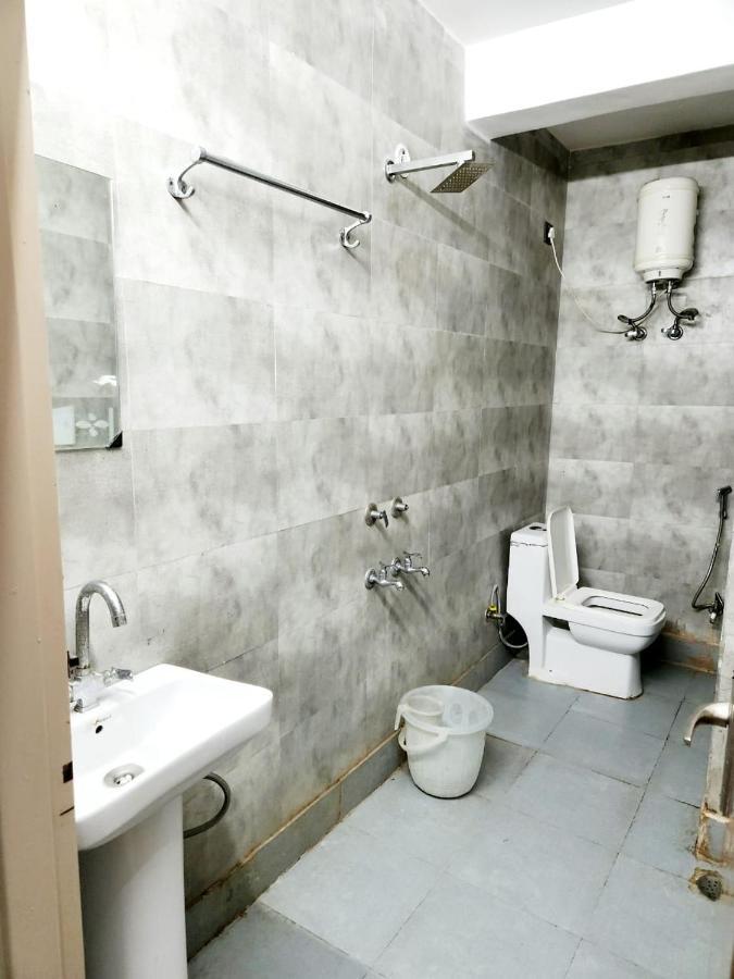 Hotel Shri Ram Új-Delhi Kültér fotó